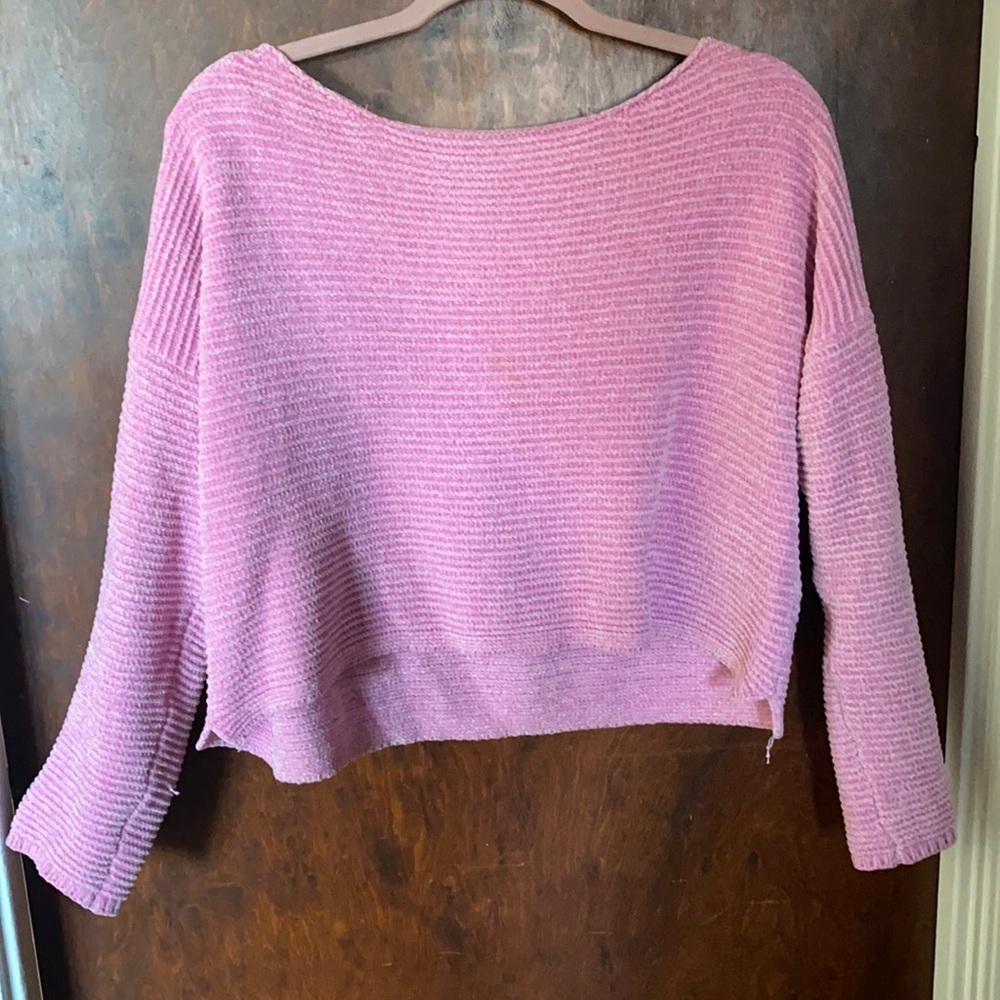 Garage crop top